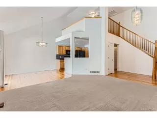 Photo #5: 6706848 Listing 