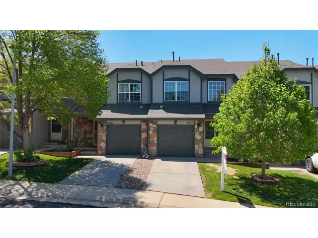 MLS: 6709285 Condo For Sale