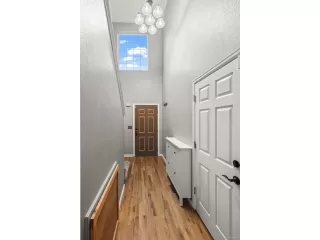 Photo #2: 6709285 Listing 