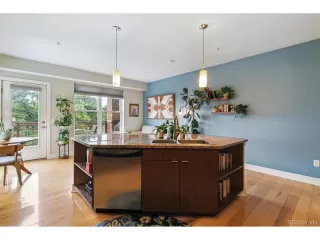 Photo #3: 6710387 Listing