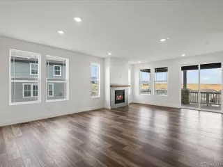 Photo #6: 6710671 Listing