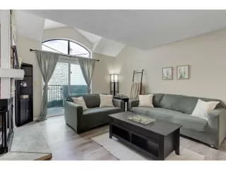 Photo #3: 6711146 Listing