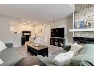 Photo #6: 6711146 Listing