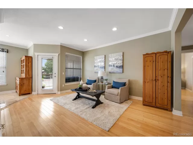 MLS: 6712507 Condo For Sale