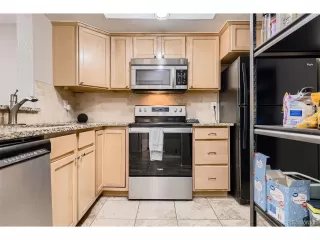 Photo #5: 6714070 Listing