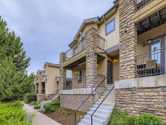 MLS: 6718985 Condo For Sale