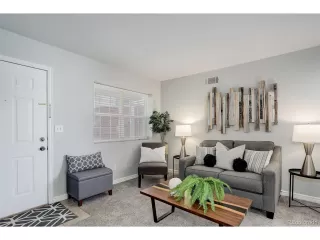 Photo #6: 6723300 Listing