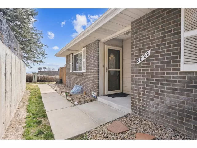 MLS: 6723795 Condo For Sale