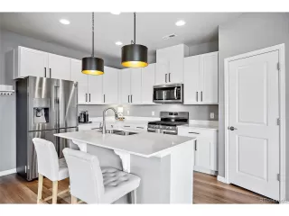 Photo #6: 6724211 Listing