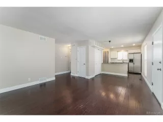 Photo #3: 6725152 Listing