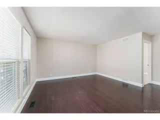 Photo #5: 6725152 Listing