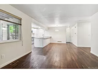 Photo #2: 6725345 Listing