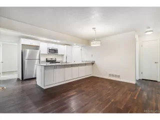 Photo #3: 6725345 Listing