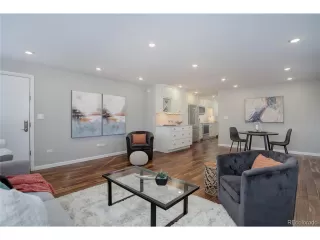 Photo #5: 6726233 Listing