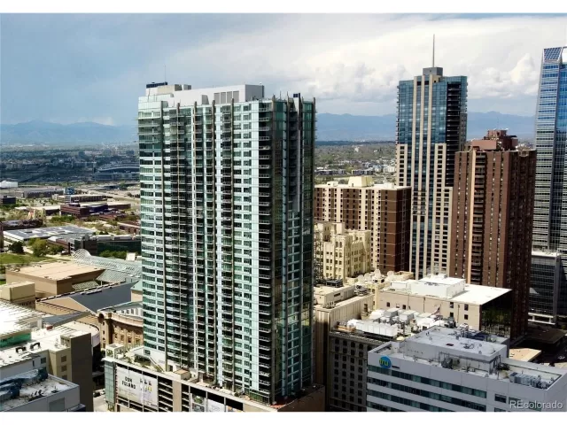 MLS: 6737177 Condo For Sale