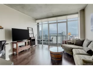 Photo #3: 6737177 Listing