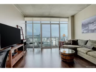 Photo #5: 6737177 Listing