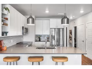 Photo #2: 6738018 Listing 