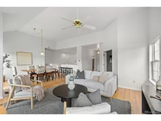 Photo #2: 6739429 Listing