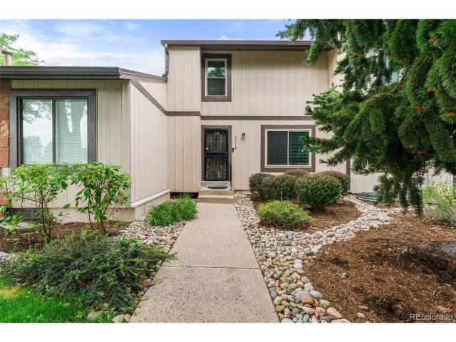 MLS: 6740179 Condo For Sale
