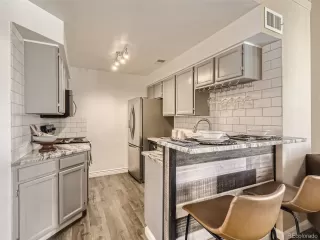 Photo #4: 6741709 Listing