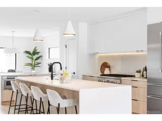 Photo #6: 6742163 Listing 