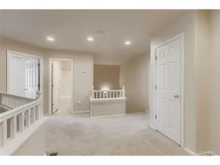 Photo #6: 6744143 Listing