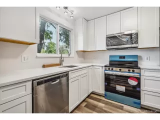 Photo #6: 6744897 Listing