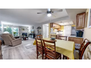 Photo #3: 6747132 Listing 