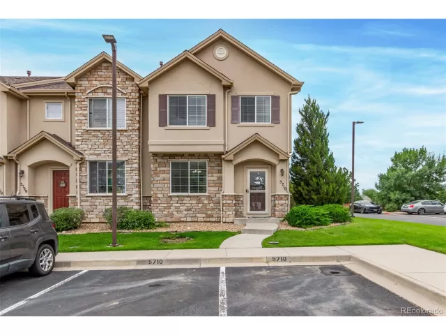 MLS: 6748251 Condo For Sale