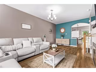 Photo #2: 6748251 Listing 