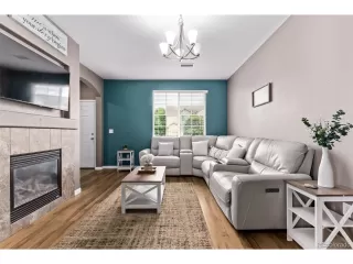 Photo #4: 6748251 Listing 