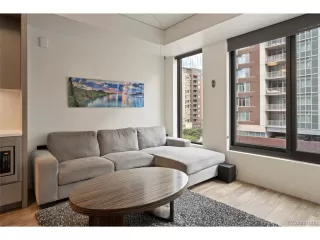 Photo #5: 6748648 Listing 