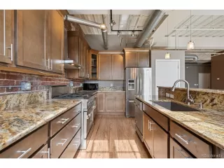 Photo #2: 6749169 Listing 