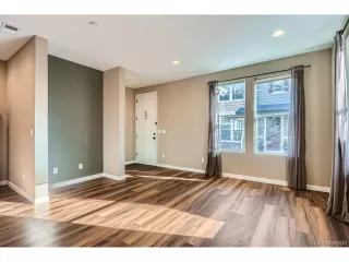 Photo #4: 6756988 Listing