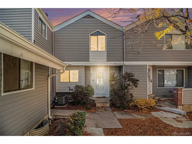 MLS: 6757039 Condo For Sale