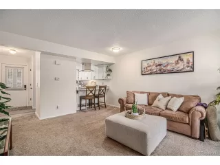 Photo #6: 6757039 Listing 