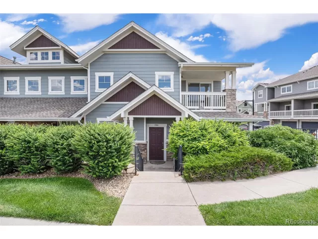 MLS: 6759773 Condo For Sale