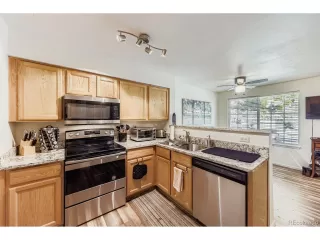 Photo #4: 6759867 Listing