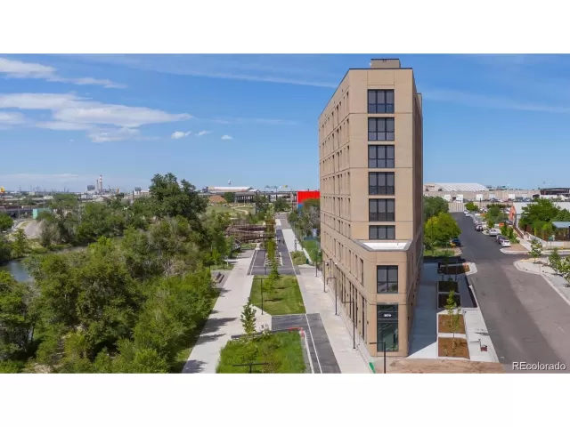 MLS: 6760297 Condo For Sale