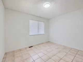 Photo #6: 6760976 Listing