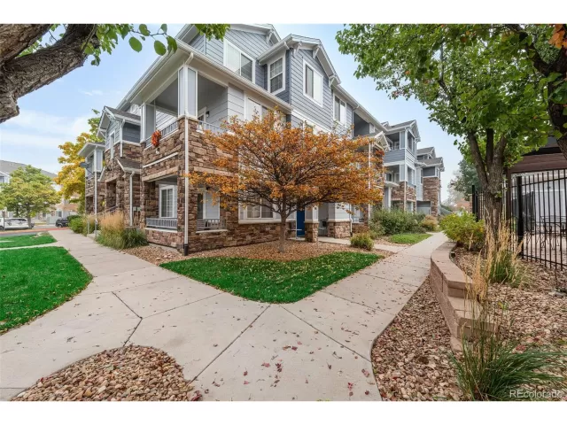 MLS: 6762954 Condo For Sale