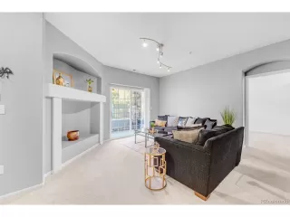 Photo #3: 6762954 Listing