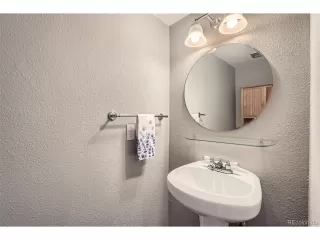 Photo #6: 6763220 Listing