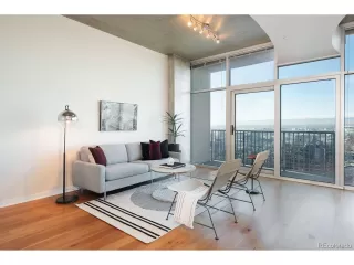 Photo #2: 6767229 Listing