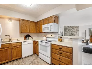 Photo #6: 6768430 Listing 