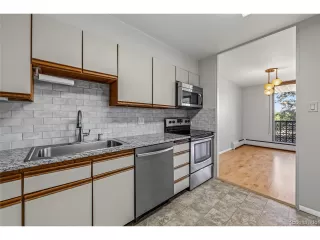 Photo #6: 6773131 Listing