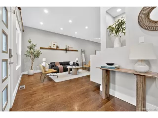 Photo #4: 6773953 Listing