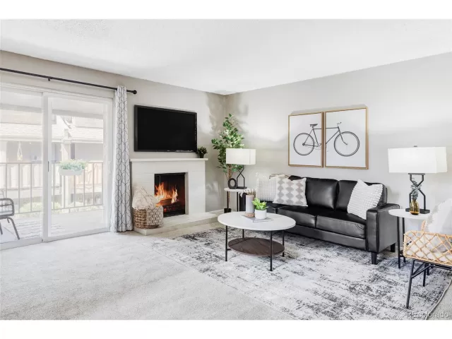 MLS: 6775768 Condo For Sale