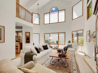 Photo #2: 6776447 Listing